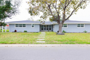 Mid-Century Modern Retreat